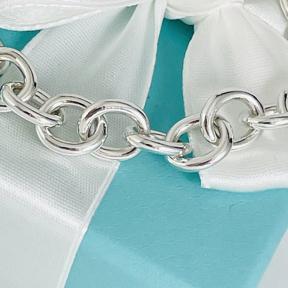 7.5" Tiffany & Co Classic Blank Heart Tag Charm Bracelet in Sterling Silver - Picture 5 of 7